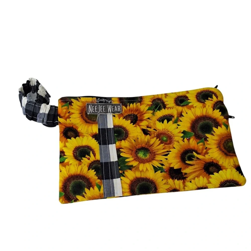 NeeJee Wear Handmade Wristlet Clutch Makeup Bag Sunflower Check Zipper Card Slot